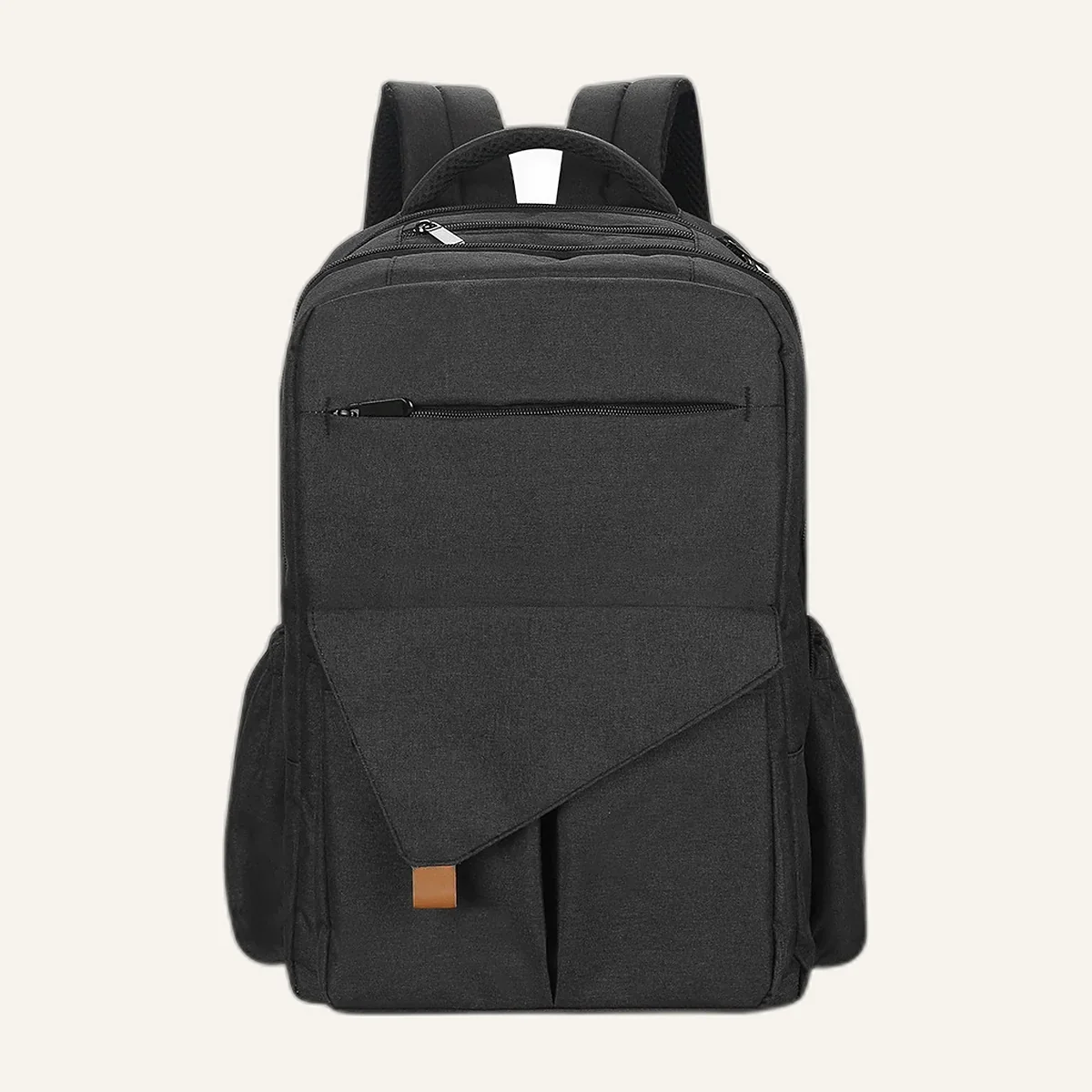 Sac à langer à dos noir avec languette effet cuir